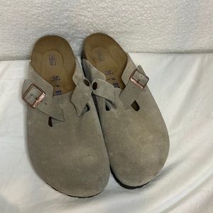 BIRKENSTOCKS SIZE 42